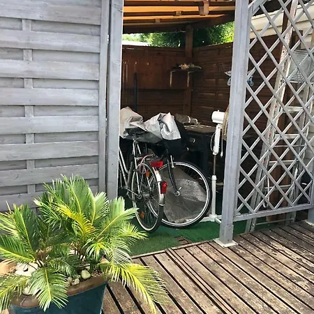 Mobile Tout Confort A 150m De La Plage Holiday home Hyeres